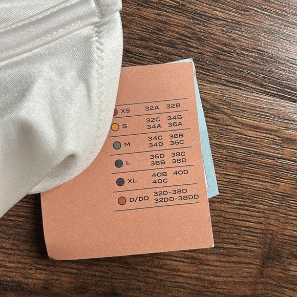 NWT Shade & Shore White Bikini Top XL | Bridal | Bachelorette Party | White - Picture 4 of 10